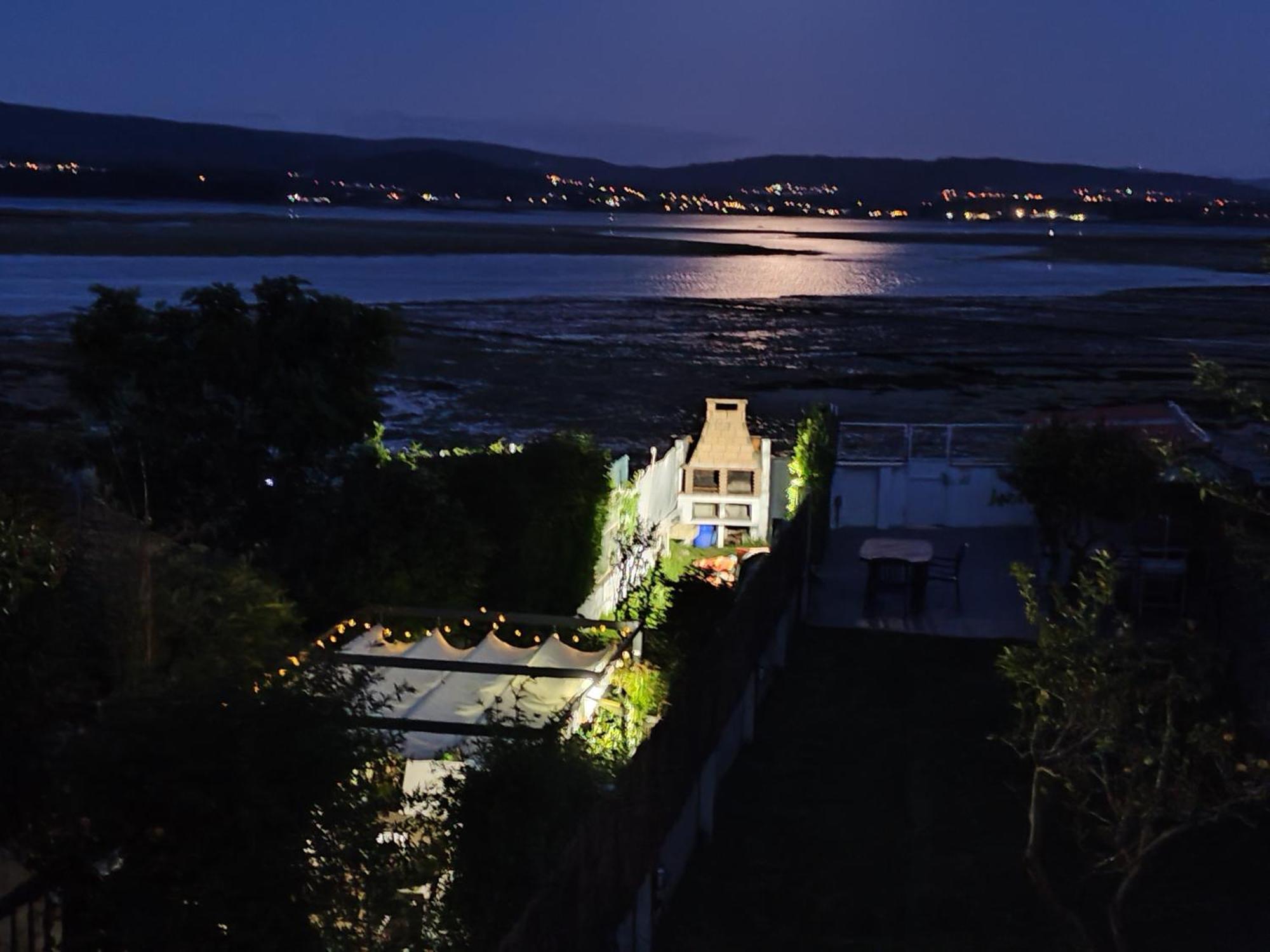 オ・グローベVistas Al Mar E Isla De La Tojaアパートメント エクステリア 写真